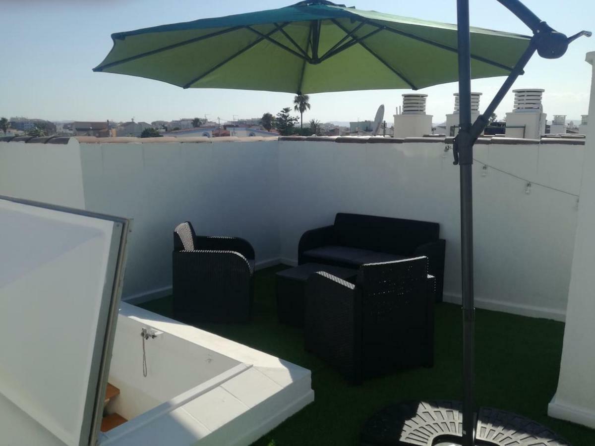 VinarósApartamento Con Terraza Privada Y Piscinasアパートメント エクステリア 写真